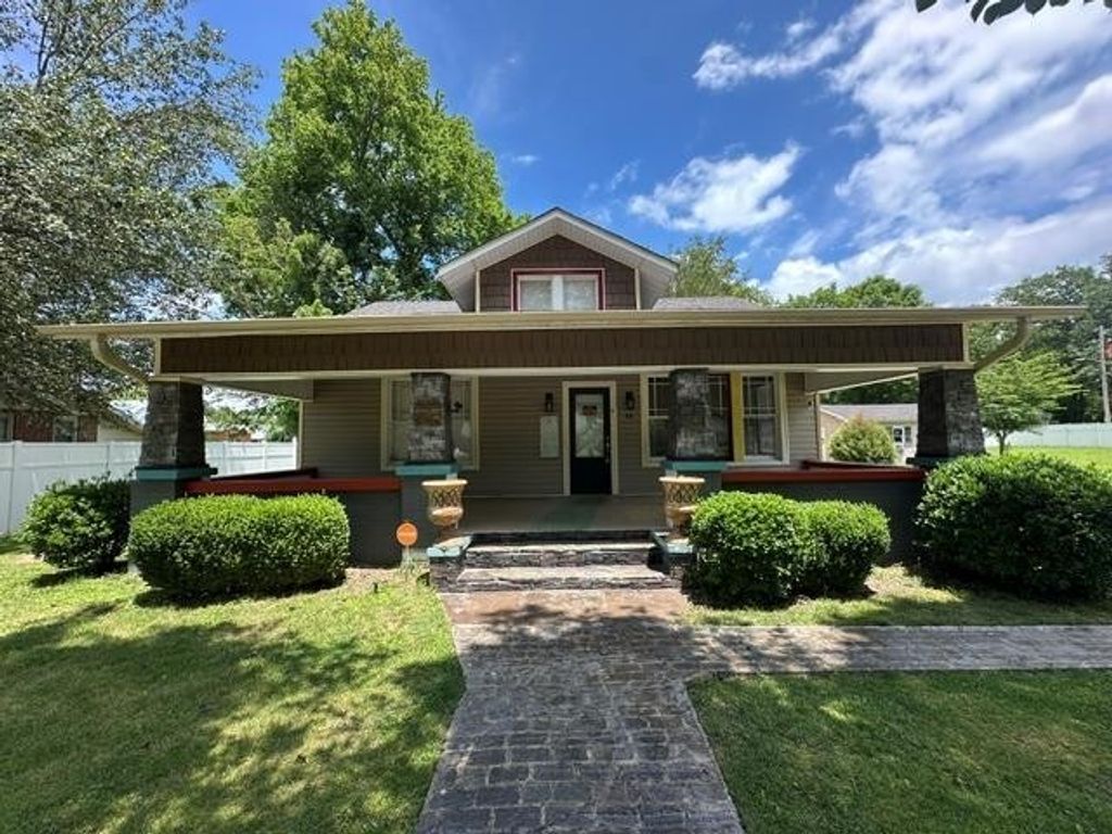 116 W Frazier St, Camden