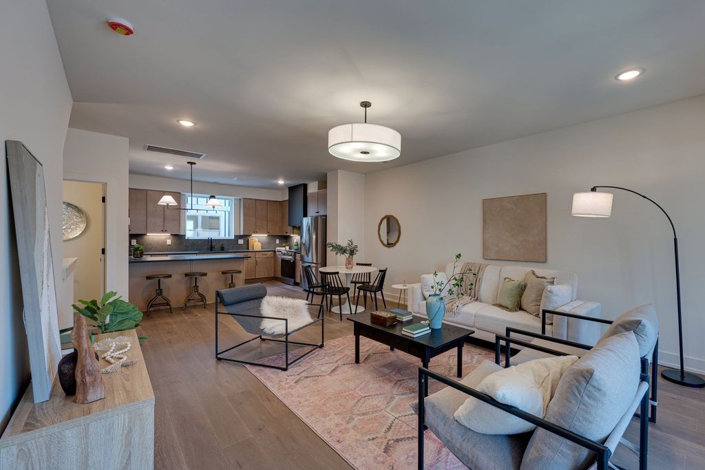975 Dozier Pl 4*, Nashville