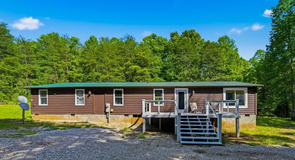 589 Griffith Branch Road, Madisonville