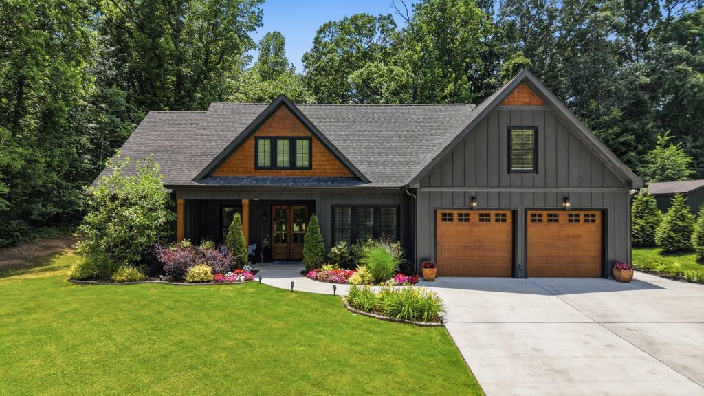 129 Ken Drive Nw, Georgetown