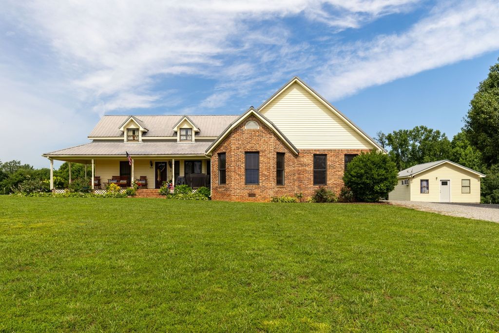 2325 Old Well Rd, Morrison