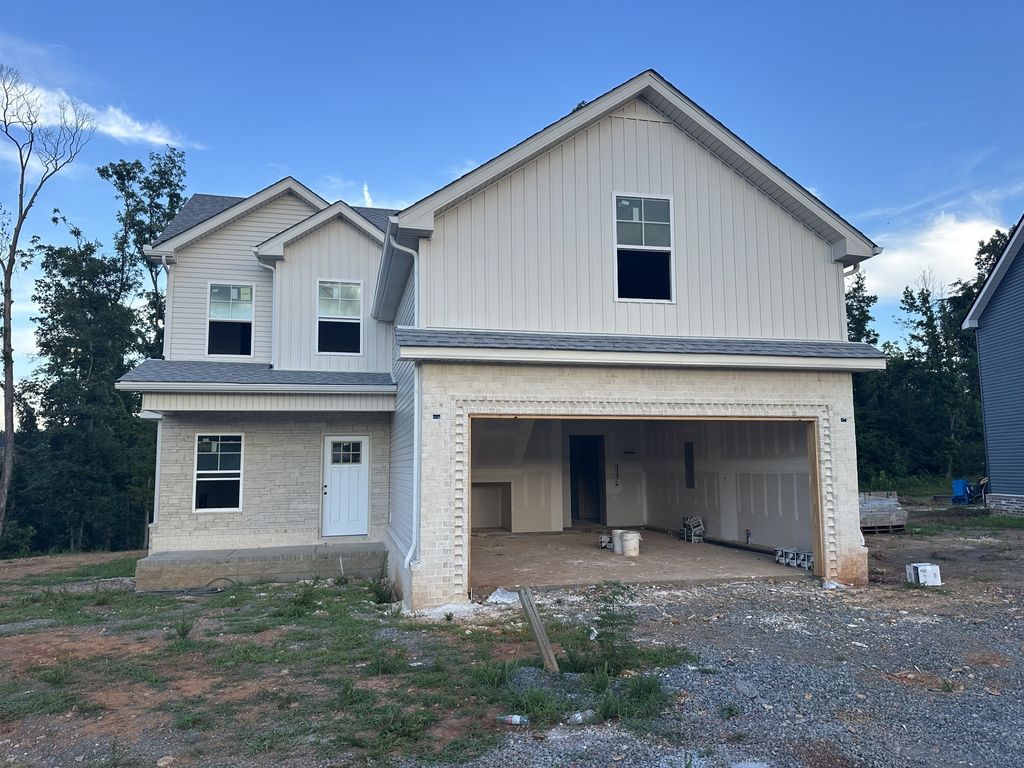 97 Sycamore Hill, Clarksville
