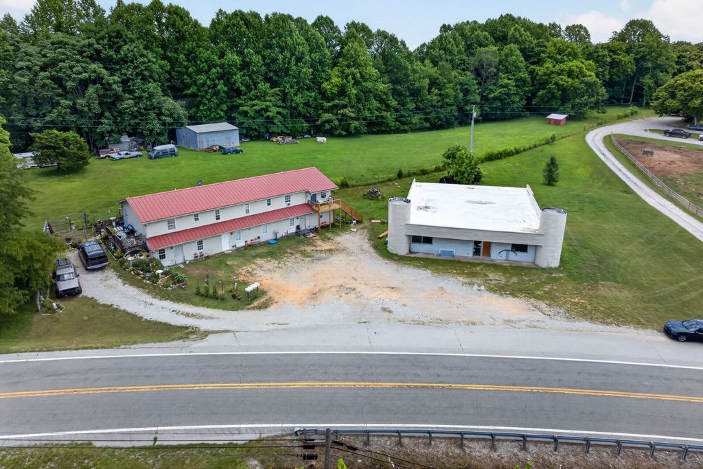 11279 Nashville Hwy, Baxter