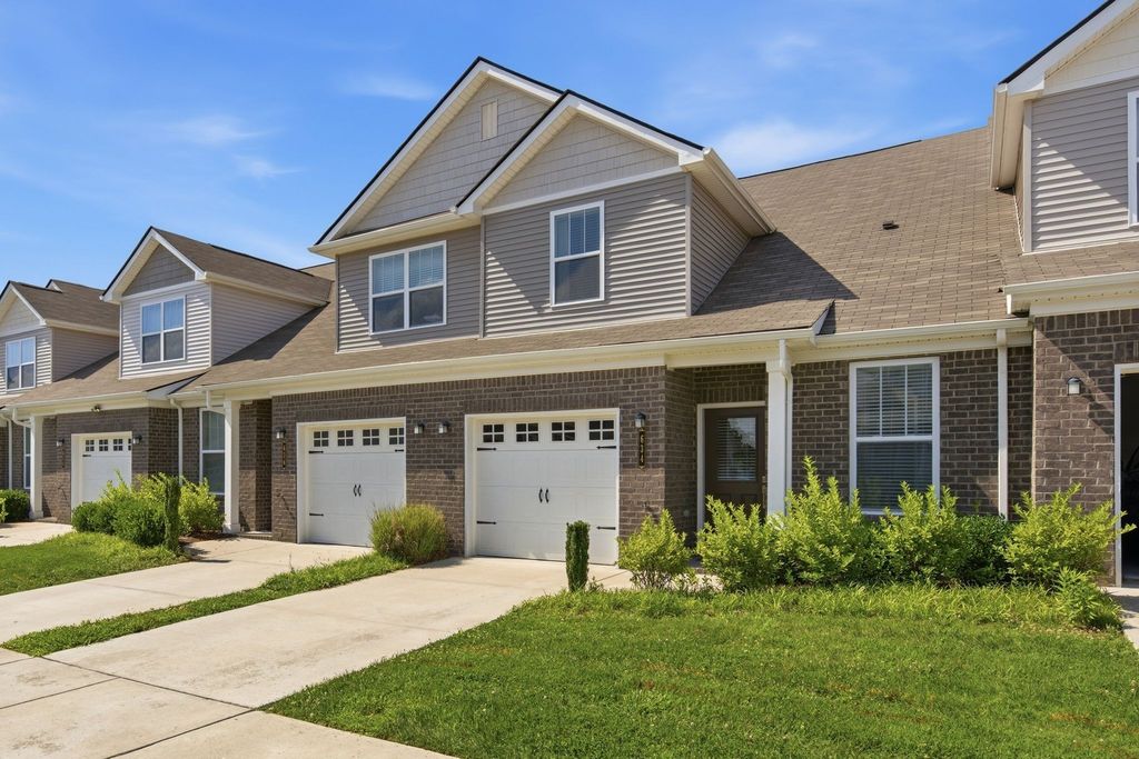 634 Birdie Dr, Spring Hill