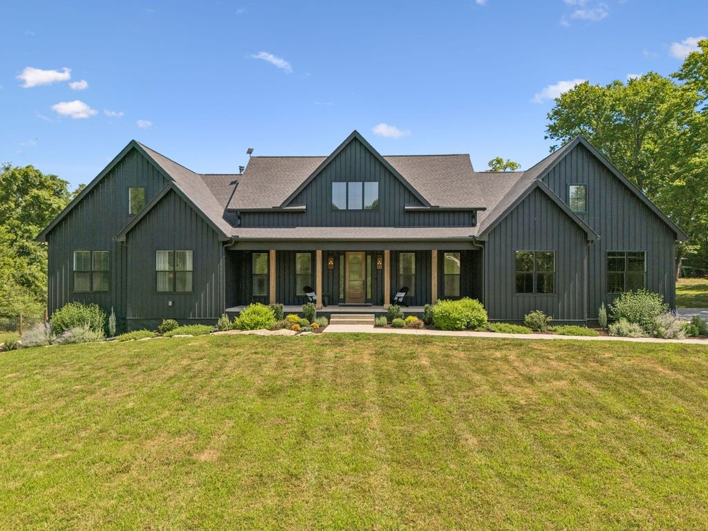 2284 Stephens Rd, Columbia