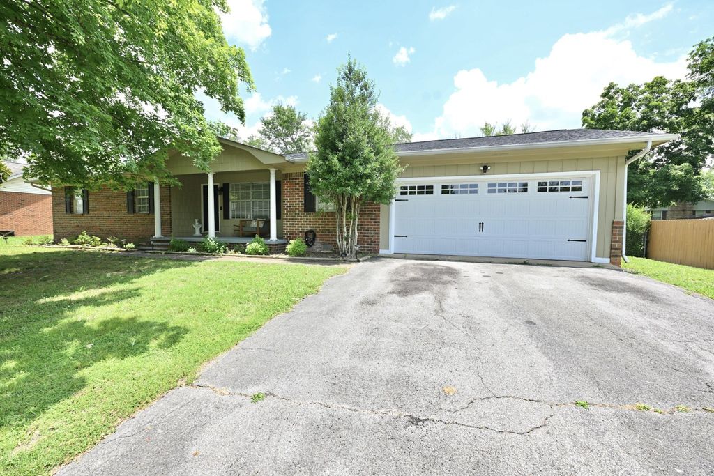 2548 Freewill Road Nw, Cleveland