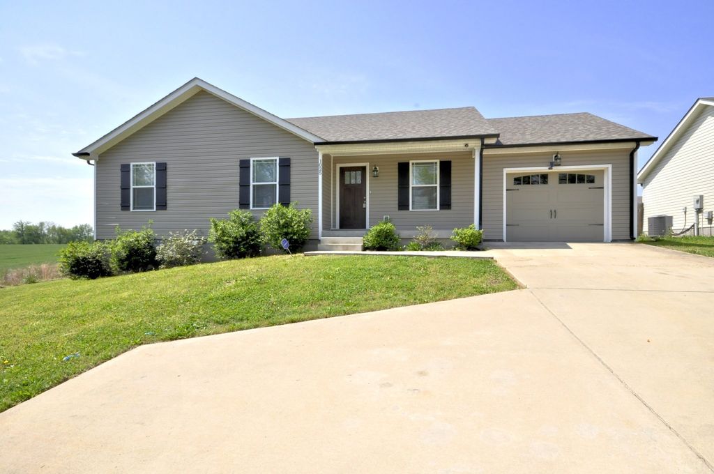 1025 Hugh Hunter Rd, Oak Grove