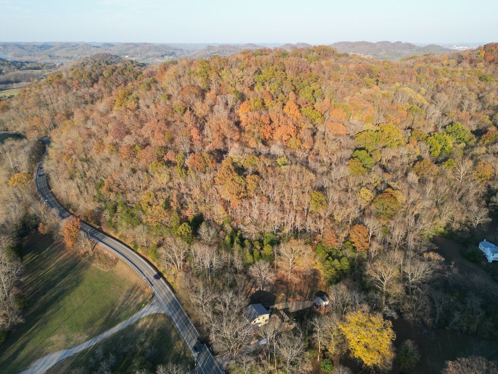 7449 River Road Pike, Nashville