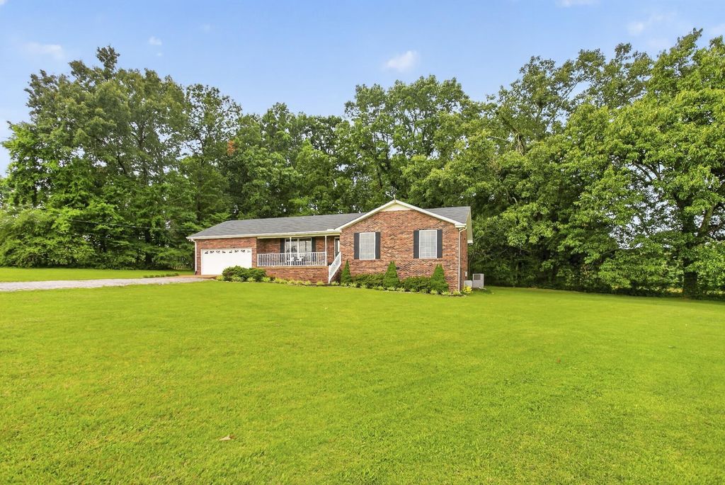 110 Needham Ln, Burns