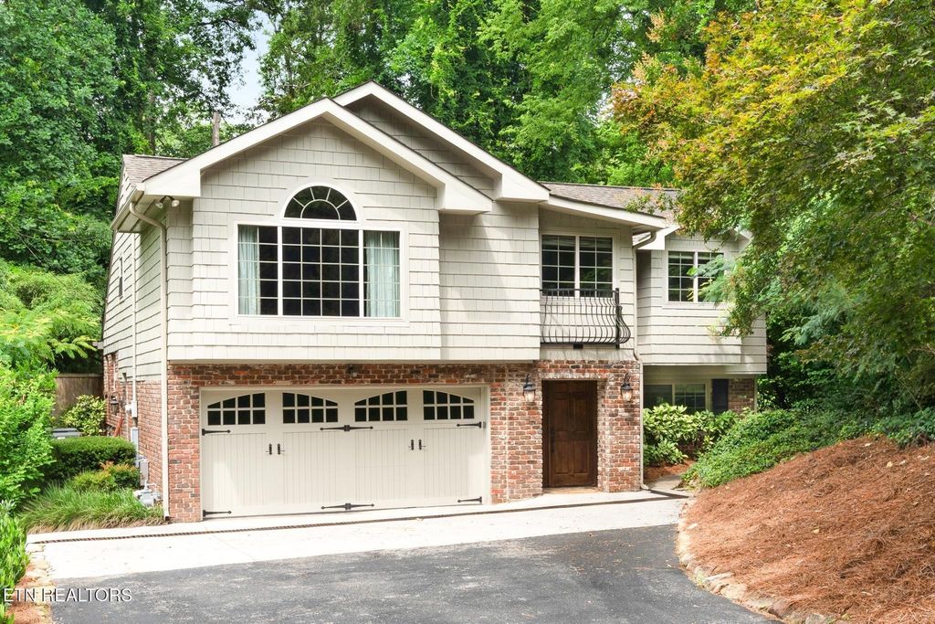 561 Noelton Drive, Knoxville