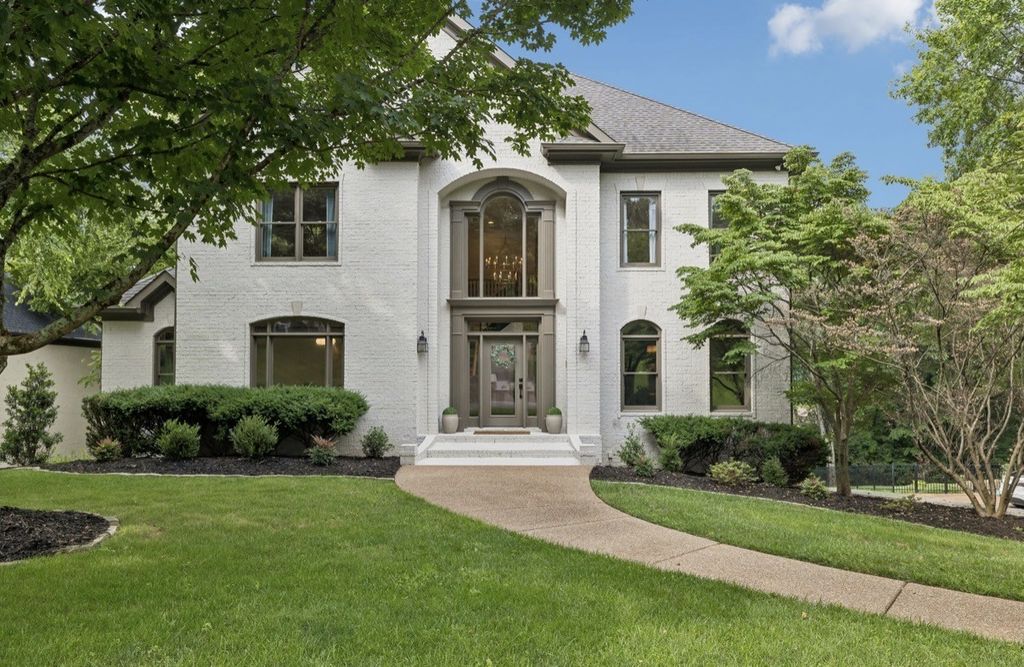 9441 Highwood Hill Rd, Brentwood
