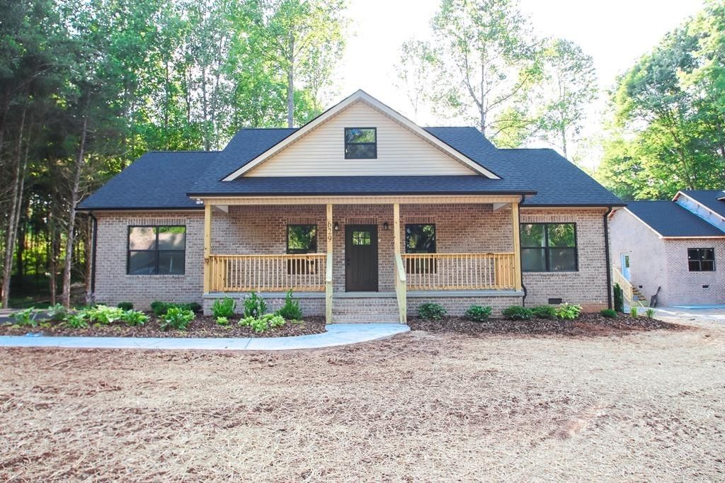 629 Crossvine Rd, Sparta