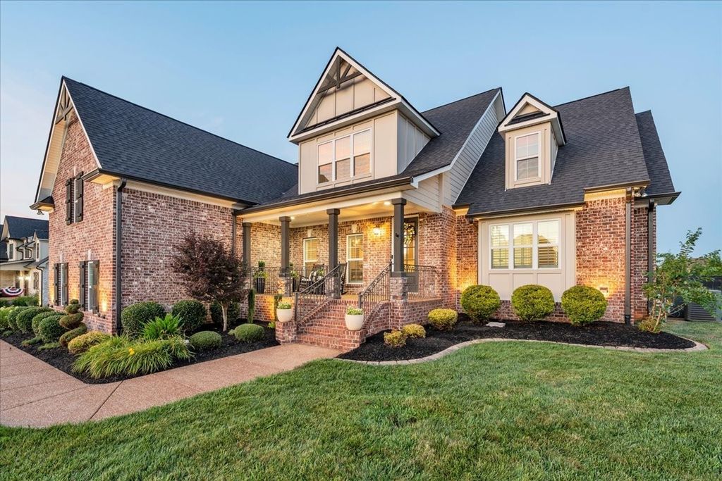 405 Huntington Dr, Lebanon