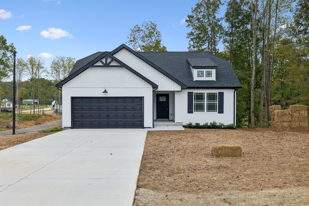 302 Dusty Rd, Dickson