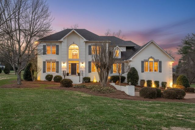 507 Allibar Pl, Brentwood