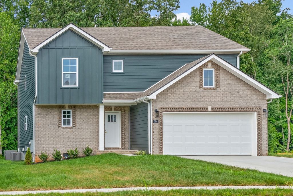 594 Willow Park Dr, Clarksville