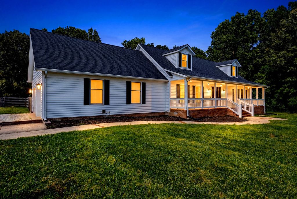 3434 Kinneys Rd, Cedar Hill