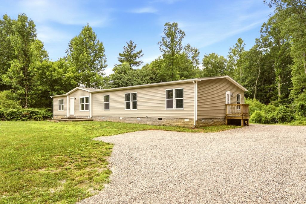 2919 Morgan County Hwy, Wartburg