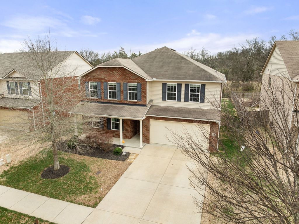 1003 Benwick Rd, Hendersonville
