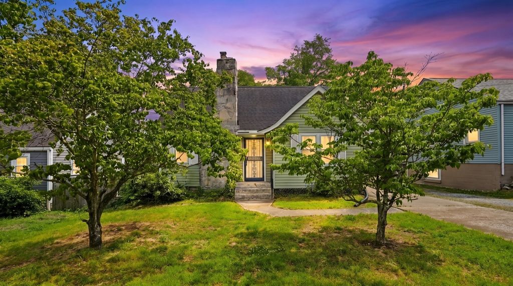 1603 Porter Rd, Nashville
