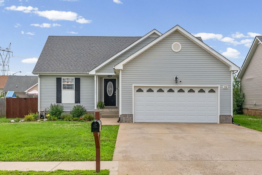 3796 Cindy Jo Dr, Clarksville