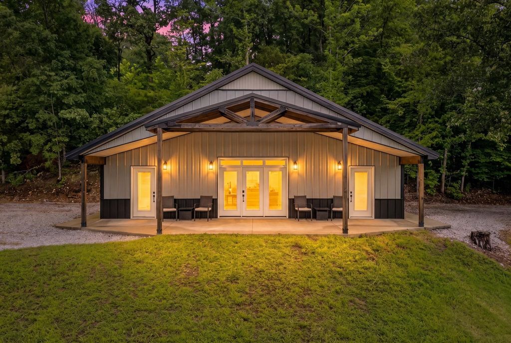 522 Short Creek Rd, Dover