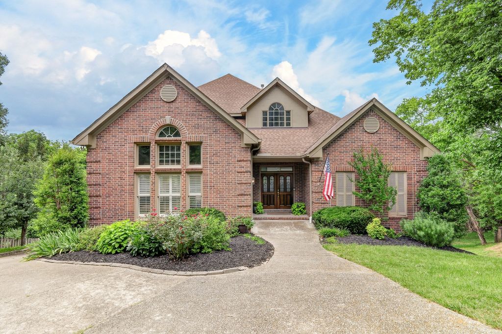 612 Eastcastle Ct, Franklin