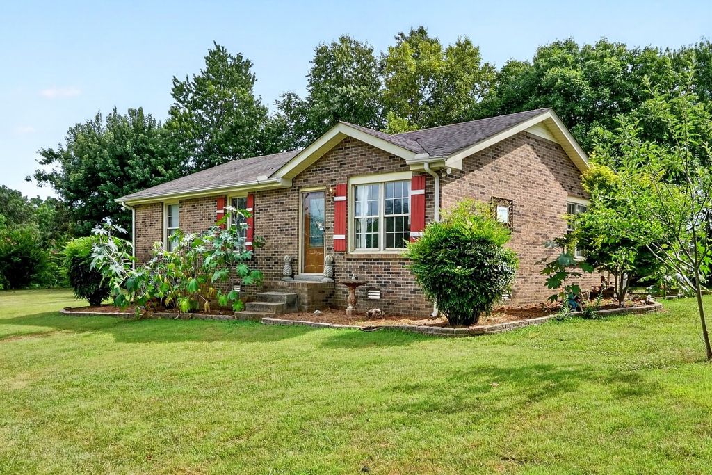 2903 Felts Ln, Springfield