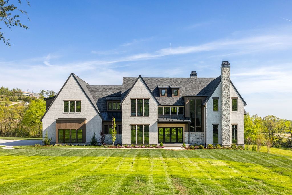 1862 Pleasant Hill Rd, Franklin