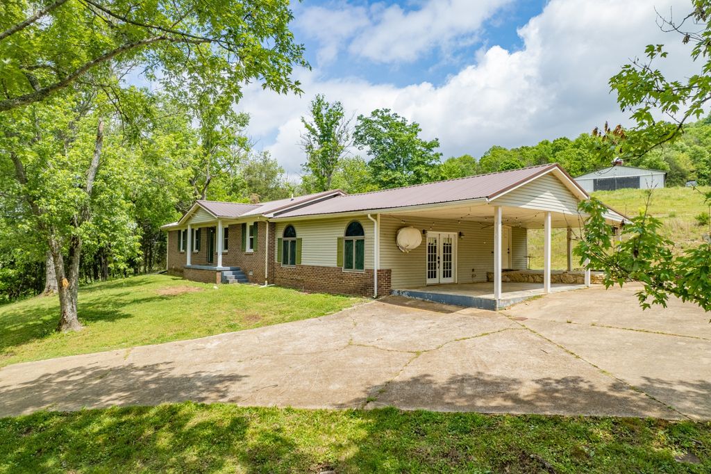 4187 Booker Farm Rd, Hampshire