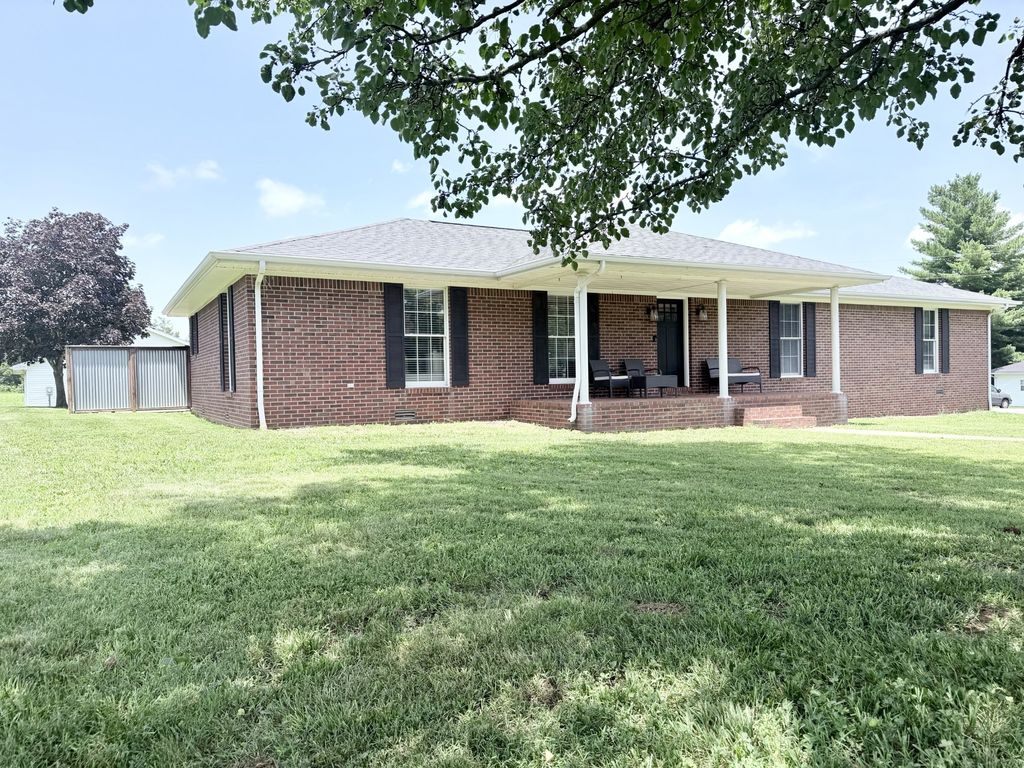 918 Sanderson Dr, Hopkinsville