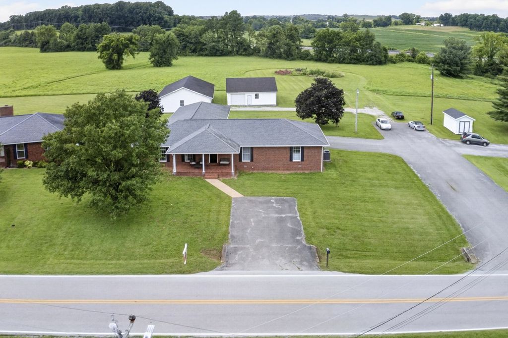 918 Sanderson Dr, Hopkinsville