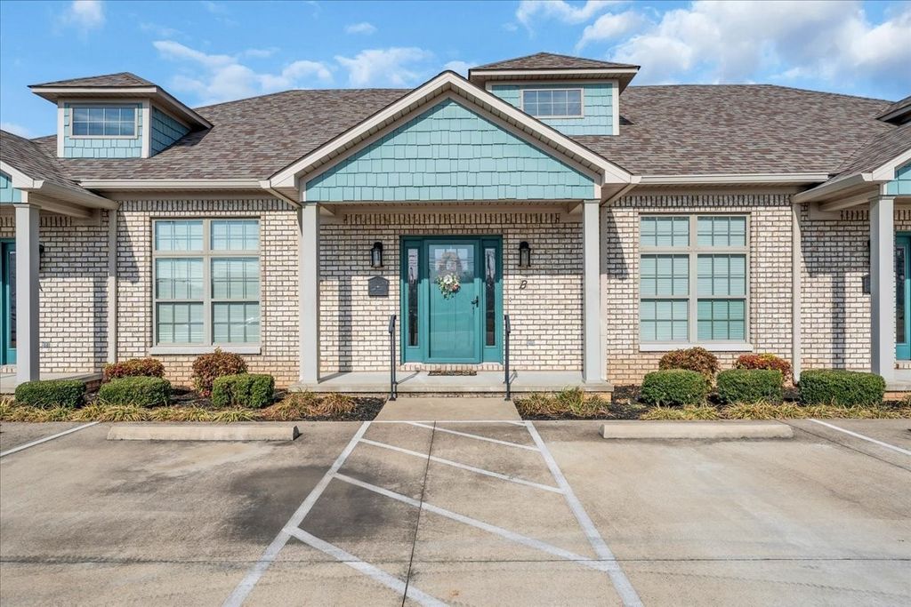 316b Weakley Creek Rd, Lawrenceburg