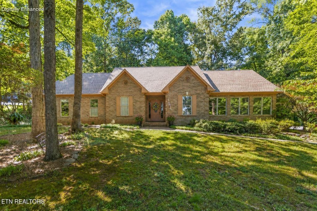 5227 Beverly Oaks Drive, Knoxville