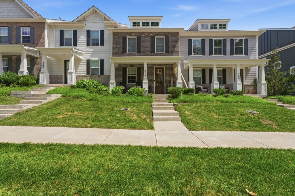384 Hammock Ln, Spring Hill