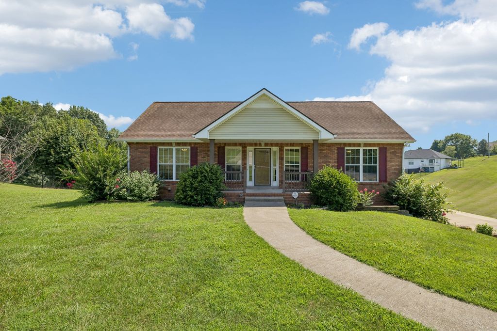 1007 Copper Kettle Cir, Pleasant View