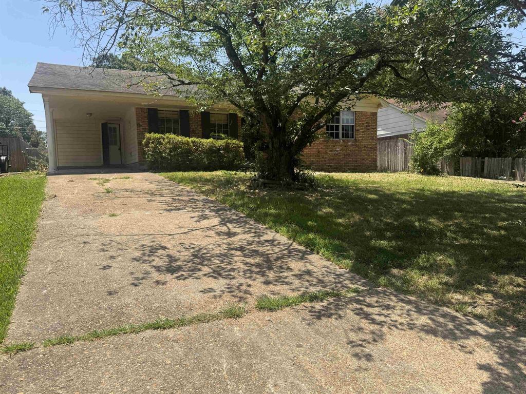 1841 Brookhaven Dr, Southaven