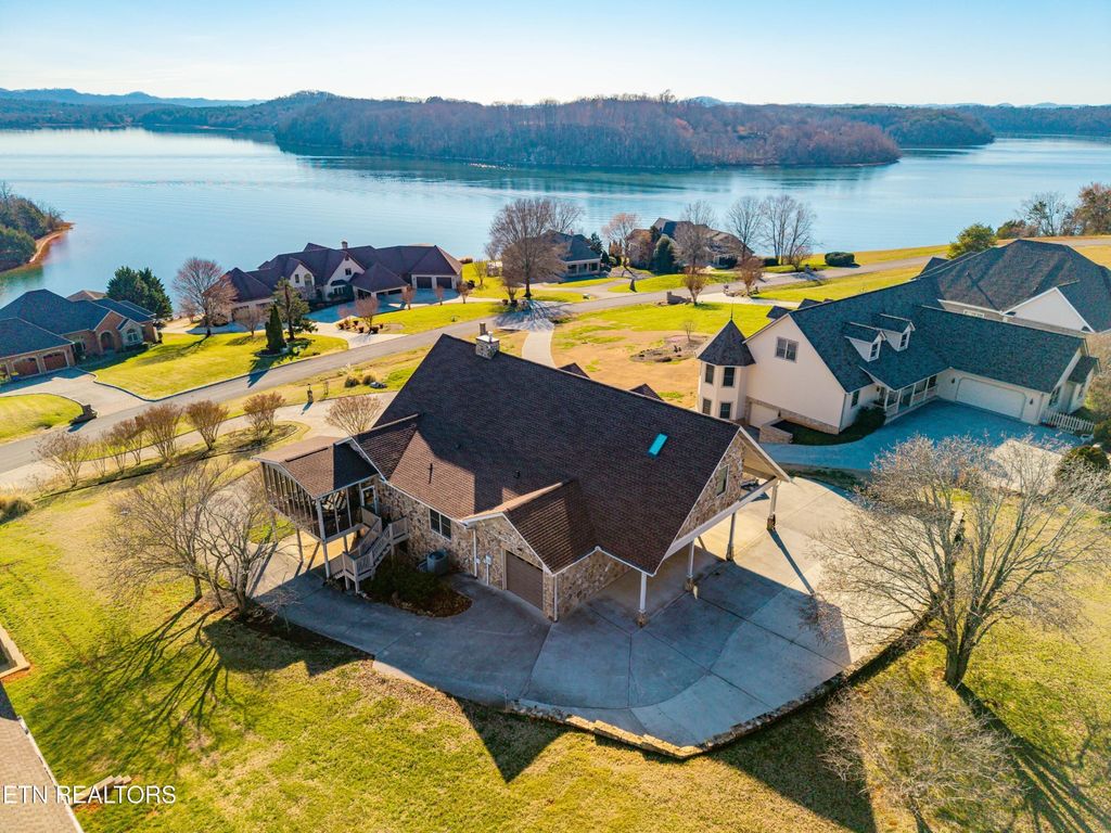 124 Indian Shadows Drive, Maryville