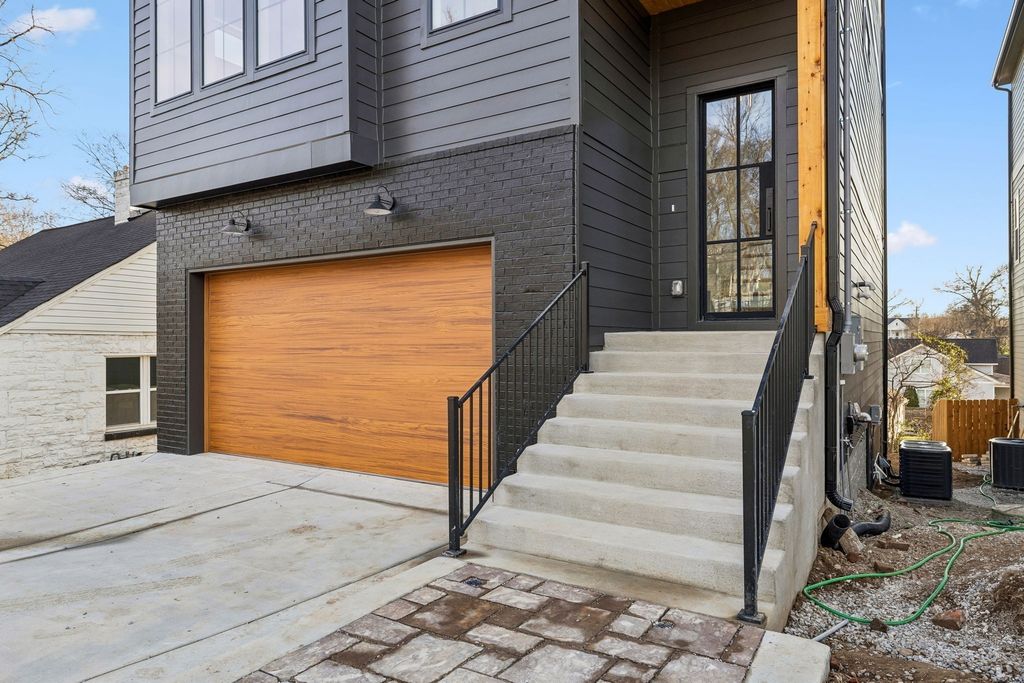 904 Douglas Ave, Nashville