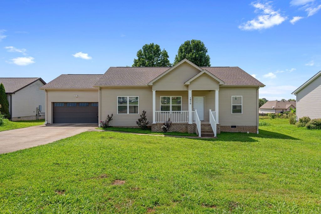 1976 Normandy Dr, Columbia