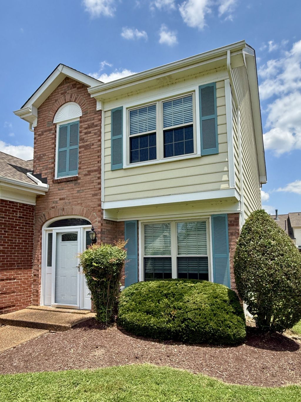 9126 Sawyer Brown Rd, Nashville