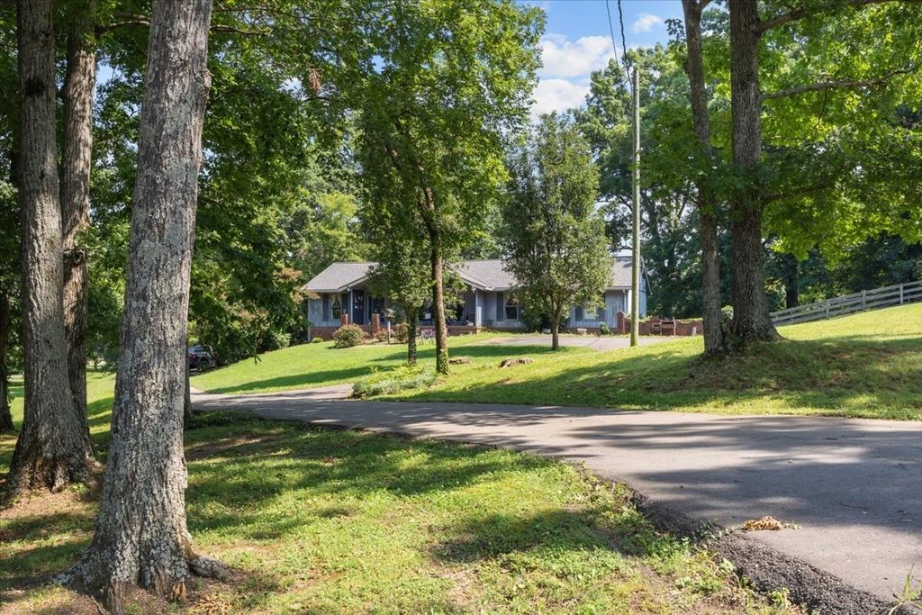 1446 Old Hillsboro Rd, Franklin