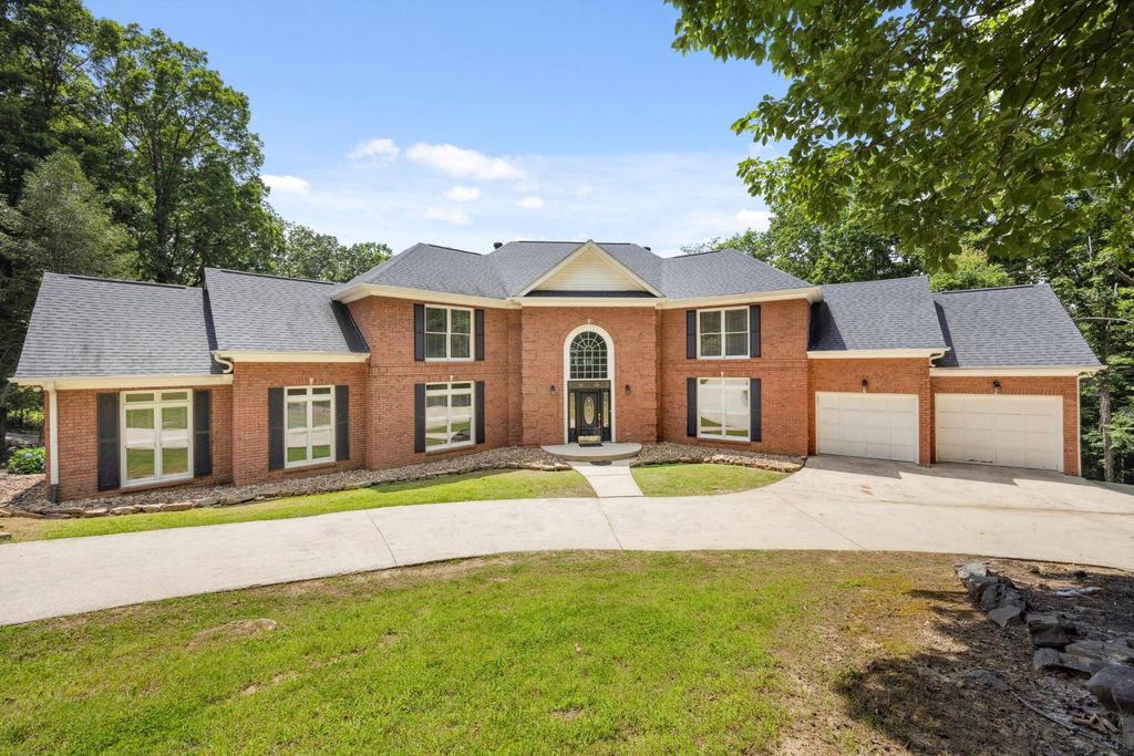 310 Bluffs Road N, South Pittsburg