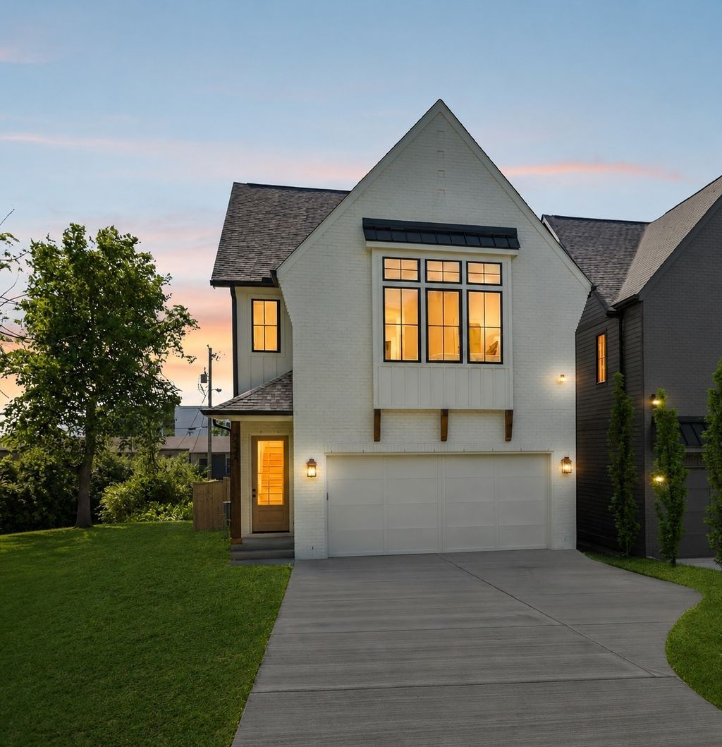 832a Neartop Dr, Nashville