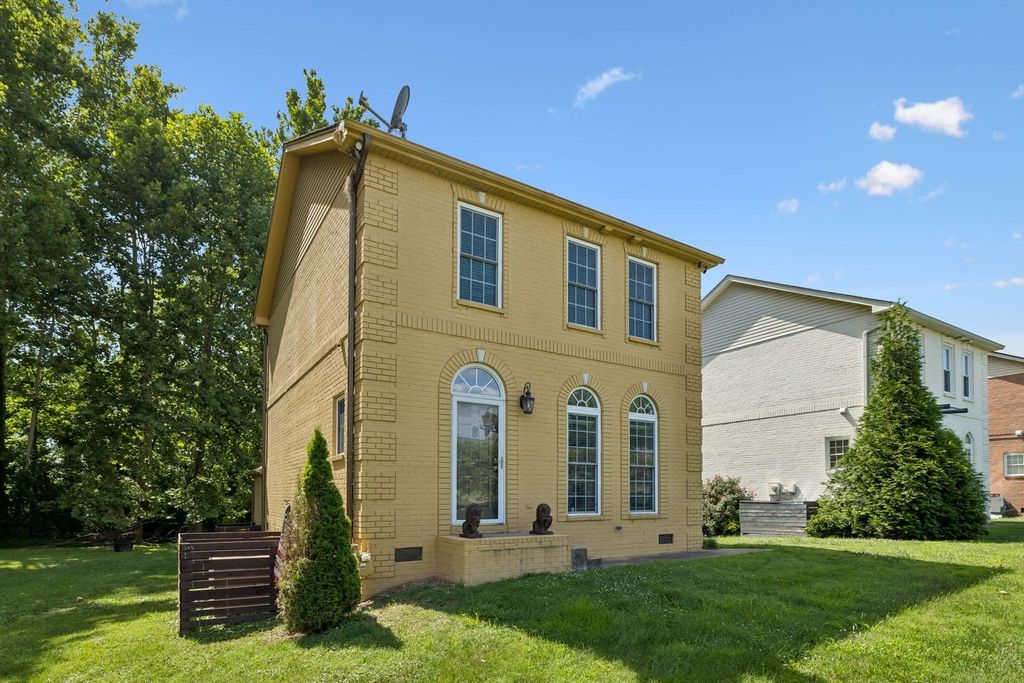 1905 28th Ave N, Nashville