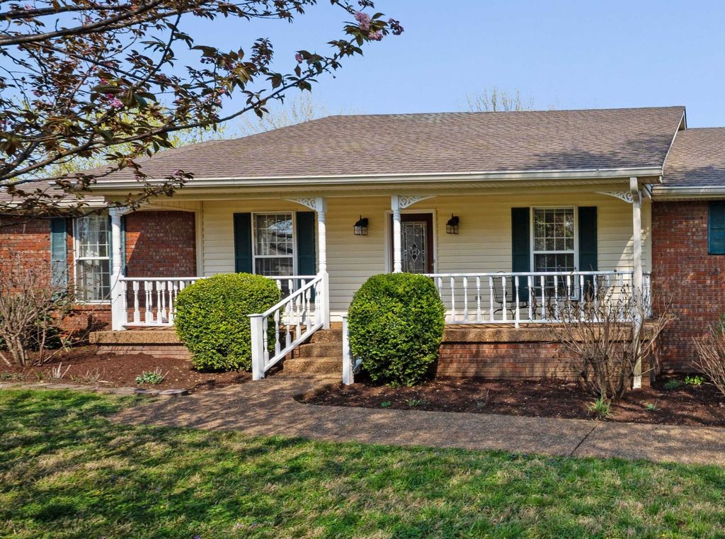 307 Dawn Place, Lebanon