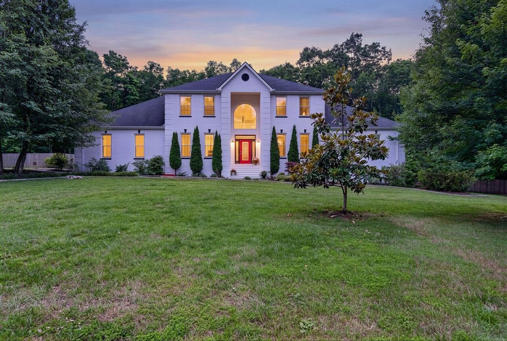 307 Laurel Cir, Crossville