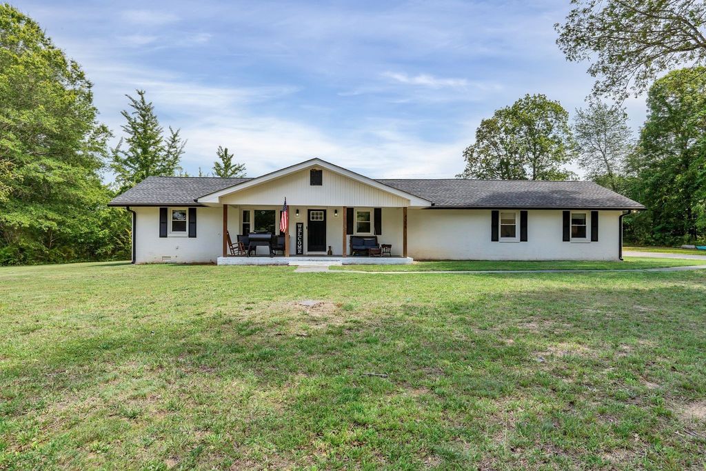4358 New Manchester Hwy, Tullahoma