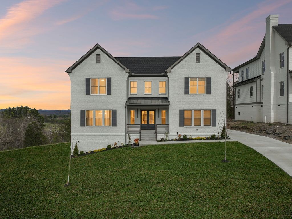 1007 Tiane Trl, Gallatin