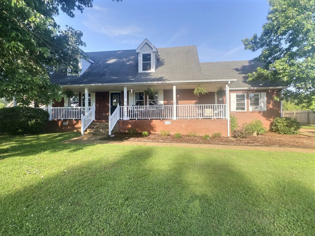 115 Spicer Ct, White House